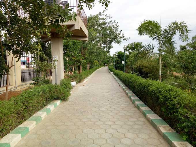 famous temples in ambattur