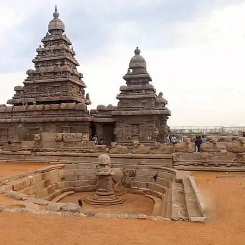 Mahabalipuram Seashore Temple, part of Chennai to Mahabalipuram Tour Package